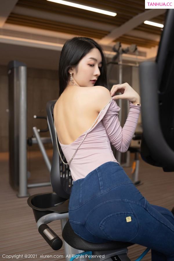 小琪  [XiuRen]高清写真图 2021.03.22 VOL.3227 Angela小热巴第4张图片